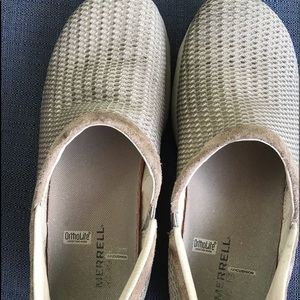 Merrill jungle moc size 8